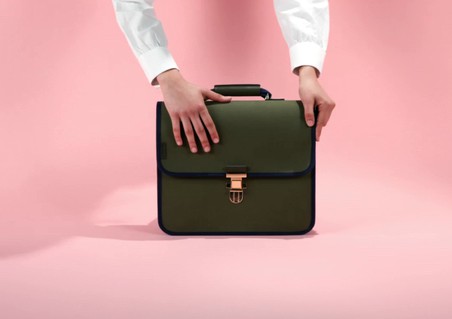 L/UNIFORM Cleo Charuet / Cleoburo